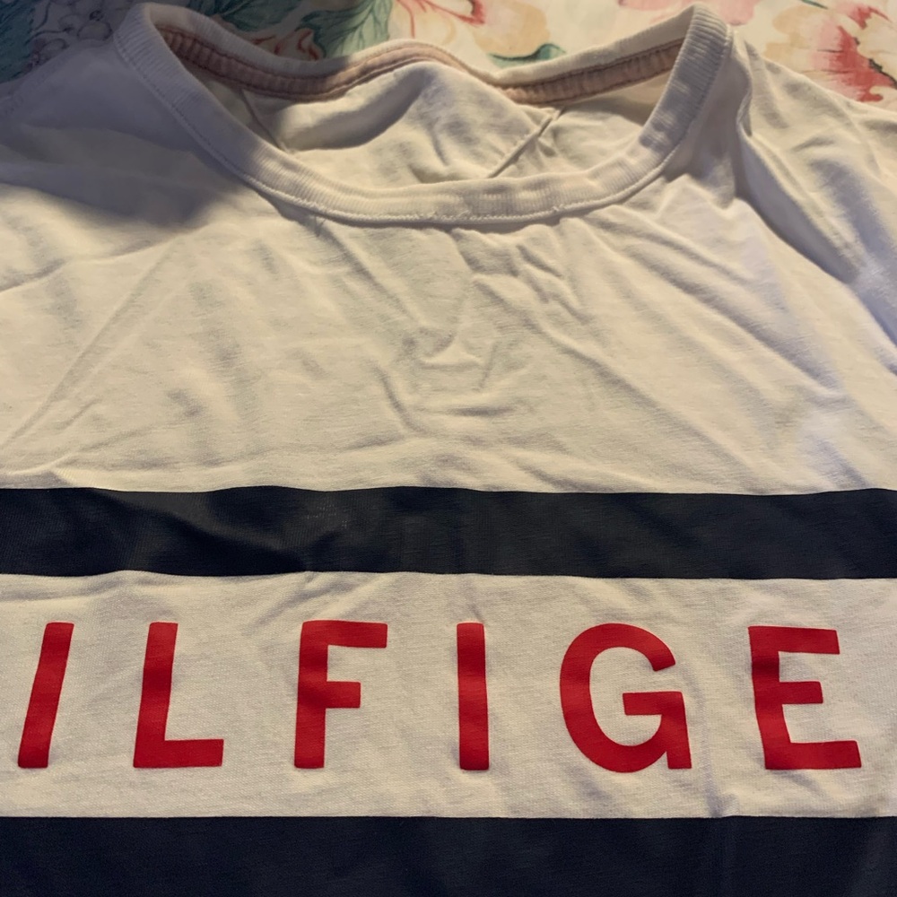 Tommy Hilfiger White Short Sleeve Tee with Red Logo and Black Stripes - Picture 6 of 13